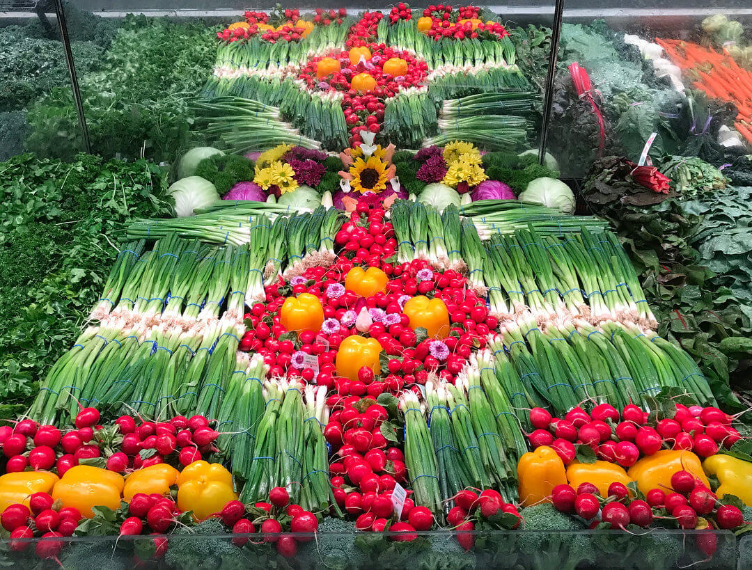 Increíbles altares geométricos de verduras (cortesía de un artista anónimo).